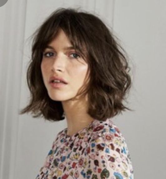 Wavy Bob Long Bangs, Natural Wavy Bob With Bangs, Soft Wavy Bob, Wavy Bob Bangs, Bob Long Bangs, Messy French Bob, Wavy Bob Long, Babylights Hair, Middle Hair