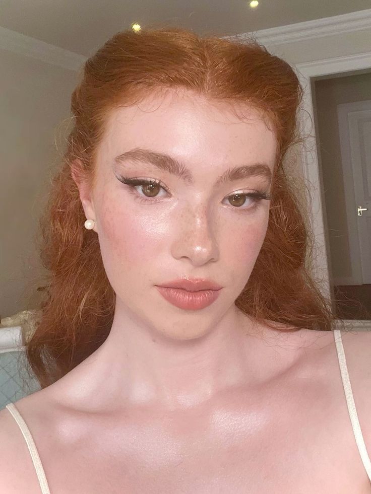 Holly Scrachan (hollyodvn) Fairy Bride Makeup, Pale Skin Wedding Makeup, Pale Bridal Makeup, Redhead Bridal Makeup, Ethereal Bridal Makeup, Whimsical Wedding Makeup, Soft Cottagecore Makeup, Fairy Wedding Makeup, Ethereal Wedding Makeup