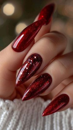 Constellation Nail Art, Red Nails Ideas, Almond Nails Red, Shiny Nails Designs, Long Red Nails, Nails For Fall, December Nails, Red Manicure, Red Christmas Nails