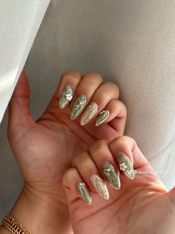 Elven Nails, Jade Nails Designs, Jade Green Nails, Fairy Nail Art, Paznokcie Hello Kitty, Jade Nails, Kutek Disney, Nagel Tips, Her Nails