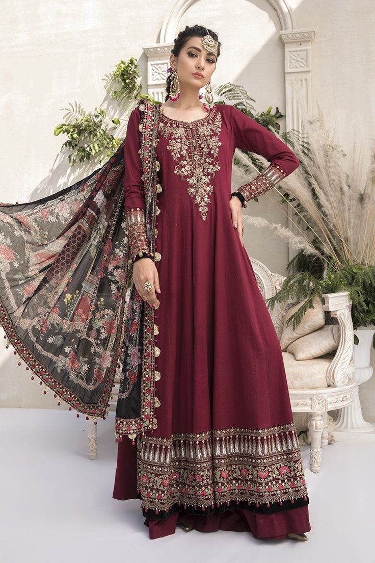 Pakistan Suits, Chiffon Outfit, Satin Suit, Pakistani Suits Online, Pakistani Party Wear, Pakistani Designer Suits, Party Frocks, Festive Collection, Maria B