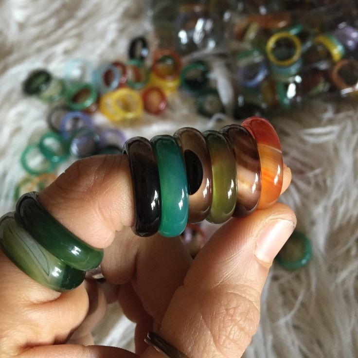 Put Together A Chakra Set Or Your Favorite Colors! Mix And Match..Perfect For Gifts And Gift Bags Anel Do Humor, Bijoux Piercing Septum, Agate Rings, Rings Crystal, Indie Jewelry, Friendship Rings, Dope Jewelry, Matching Jewelry, Funky Jewelry