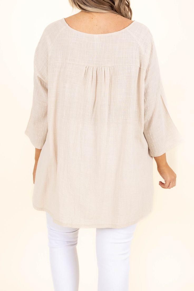 Don't think too much, you need this beauty in your wardrobe! The neutral sand beige color is just in time for the season! The functional pockets and lightweight design is great for a casual day out! We see this top paired with some skinnies or shorts for a classic chic look! 100% Cotton Casual Neutral Blouse For Day Out, Casual Everyday Cream Blouse, Spring Neutral Relaxed Fit Tops, Neutral Relaxed Fit Tops For Spring, Relaxed Spring Blouse With Pockets, Vacation Beige Relaxed Fit Blouse, Beige Relaxed Fit Blouse For Vacation, Relaxed Blouse With Pockets For Spring, Cream Relaxed Fit Blouse For Everyday