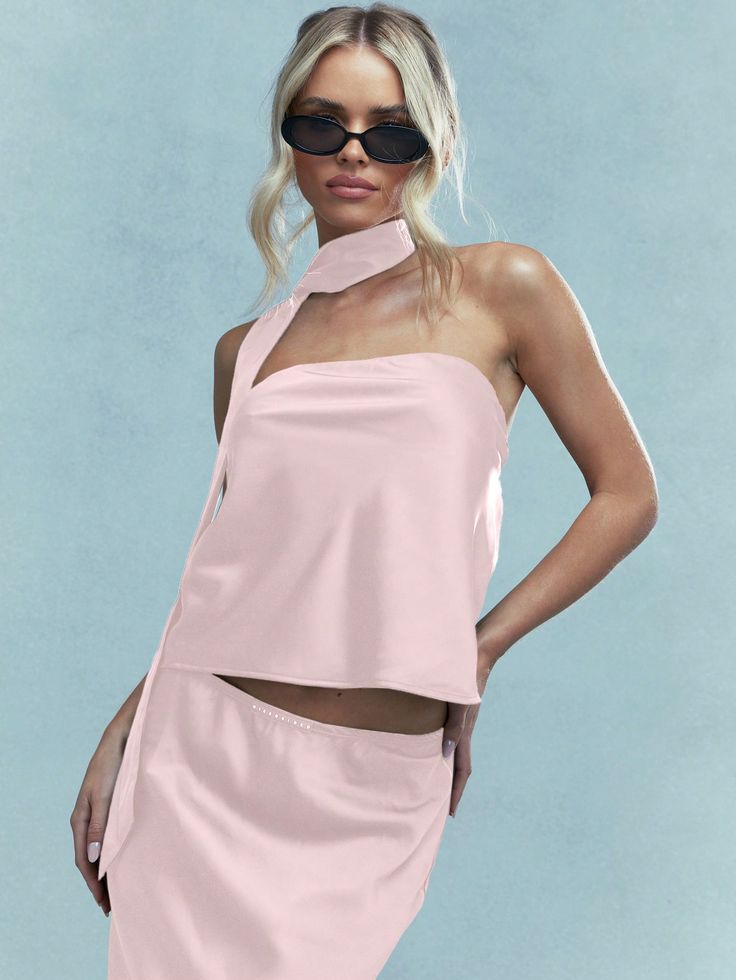 Baby Pink Casual Collar   Plain  Embellished Slight Stretch  Women Clothing Top With Scarf, Bandeau Tops, Style Français, Women Halter, Satin Top, Sleeveless Crop Top, Bandeau Top, Inspiration Mode, Kids Beachwear