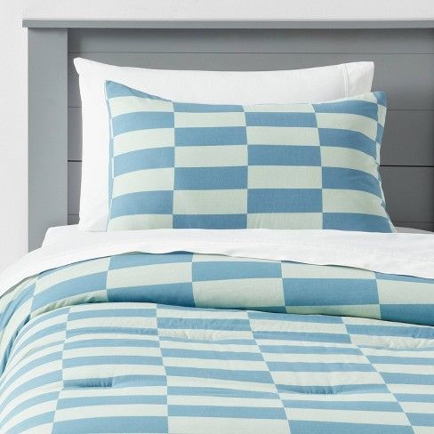 Kids' Comforter Set Checkers - Pillowfort™ Cute Duvet Covers, Kids Comforter Sets, Sleeping Nook, Kids Comforters, Kids Duvet, Twin Comforter Sets, Kids Duvet Cover, Perfect Bedding, Kids Bedding Sets