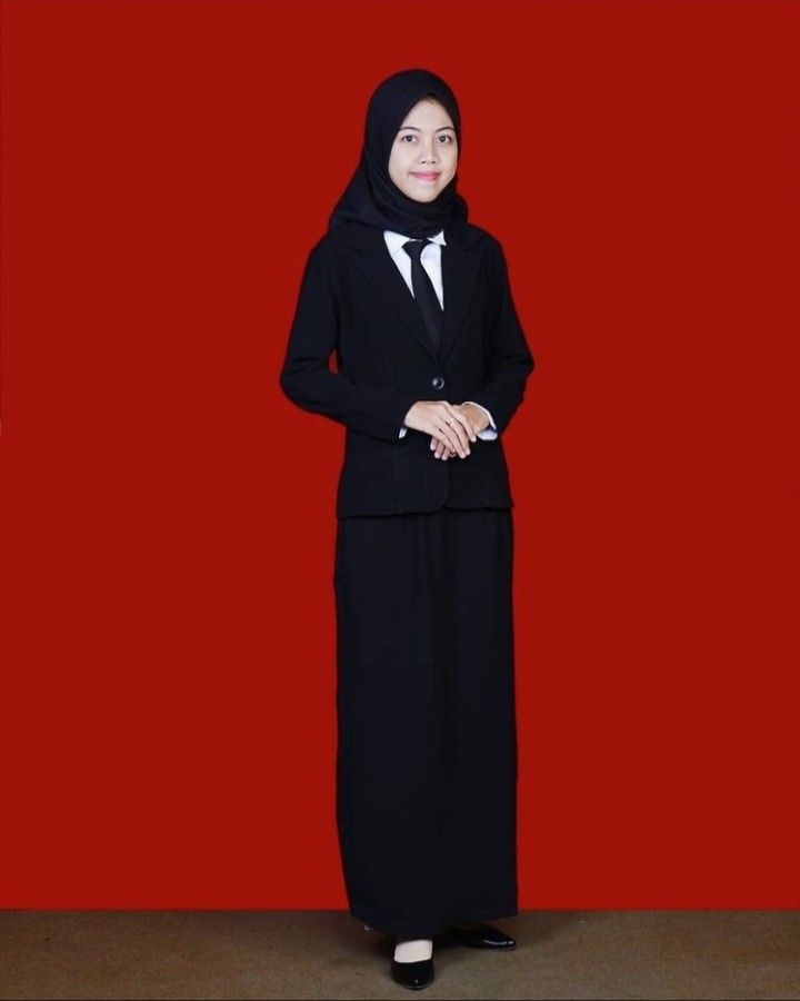 Formal Suits For Women, Bodo, Business People, Formal Suits, Nun Dress, Full Body, Suits For Women, Collage, Tv