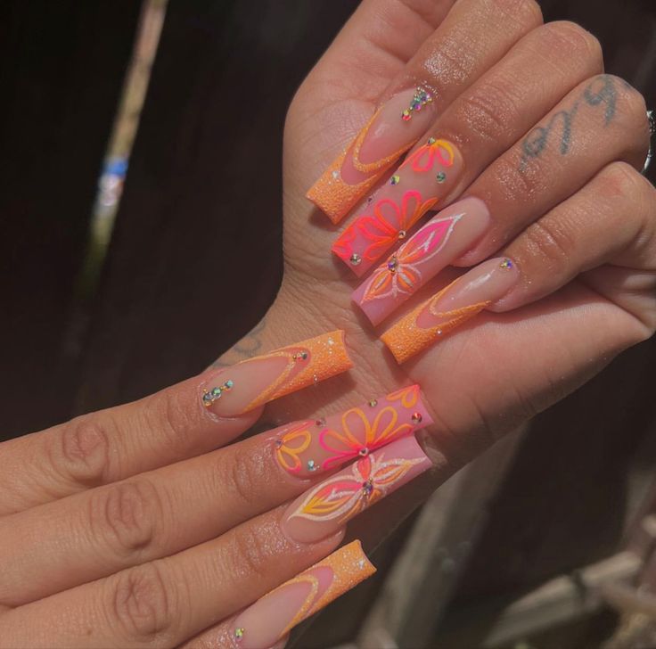 Sunflower Nails, Baddie Nails, Goth Nails, Cute Acrylic Nail Designs, Glow Nails, Nail Polish Set, Long Square Acrylic Nails, Pink Nail Designs, Summer Acrylic Nails