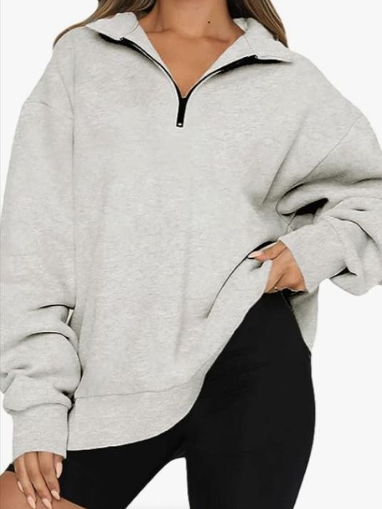 Gray, oversized sweater. Hoodies For Teens, Gym Track, Womens Oversized Sweatshirts, Track Suits, Bandeau Tops, Short Playsuit, Fashion Hoodies, Half Zip Sweatshirt, Pregnancy Maxi Dress