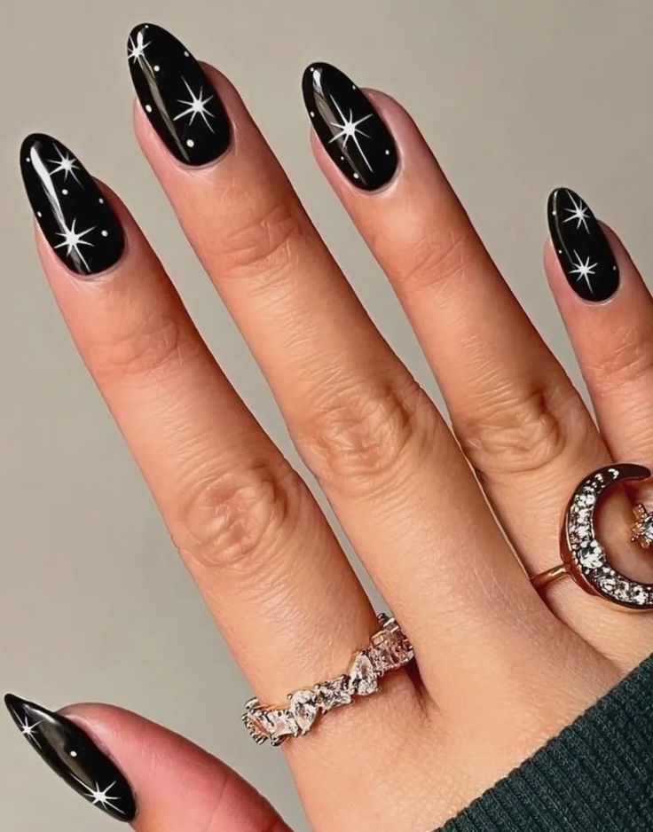 Black And White Nail Ideas, Black Chrome Nails, White Nail Ideas, Stars Nails, Black And White Nail Designs, Black Almond Nails, Black Gel Nails, Black And White Nail, Black And White Nail Art