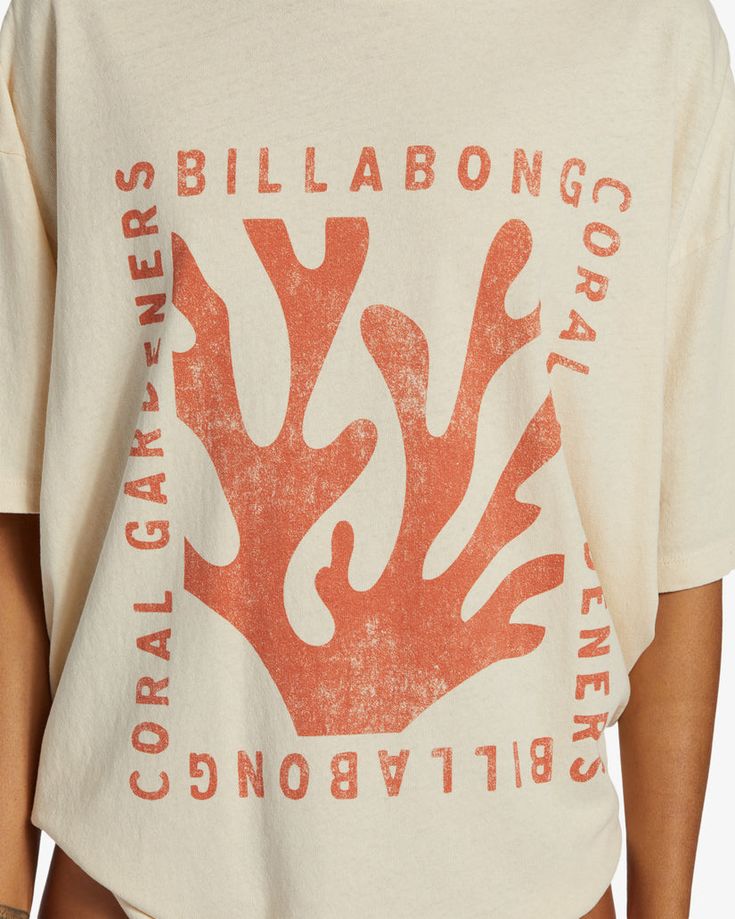 Crafted from organic cotton jersey fabric, this Billabong x Coral Gardeners Collection t-shirt has an oversized fit and a large graphic screen print on the front. Protect the ocean and elevate your style, all in one comfy tee. Features Collection: Coral Gardeners collection Fabric: Organic cotton jersey fabric Fit: Oversized fit Neck: Crew neck Sleeves: Short sleeves Branding: Billabong x Coral Gardeners branded graphic print Materials 100% Organic Cotton Billabong Surfboard, Coral Gardeners, Beachy Art, Class Outfits, Cloud Stickers, Shirt Inspiration, Branding Inspo, Surf Accessories, Cotton Jersey Fabric