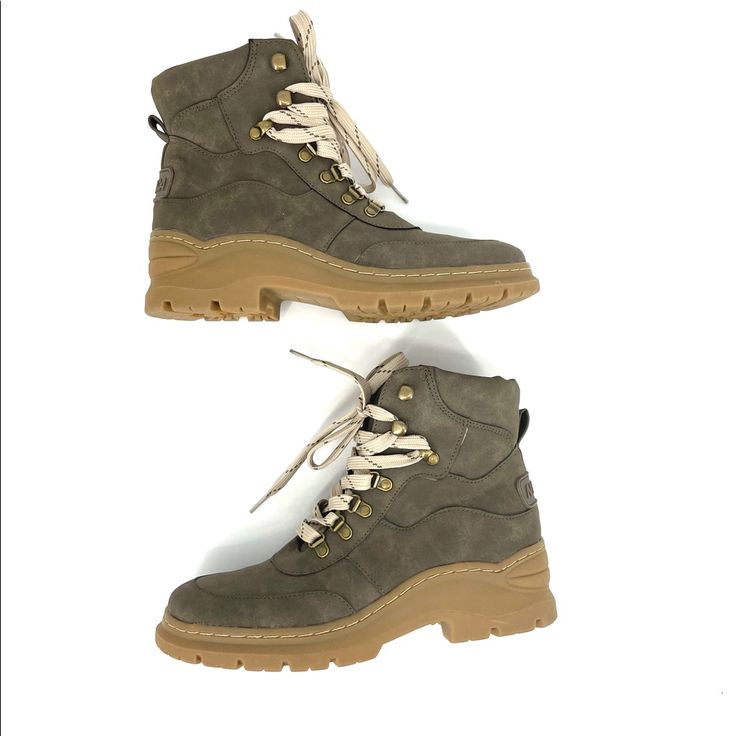 Military Green, Brownish Green Nautica Lace Up Boots With Chunky Tan Sole In A Size 7.5us Women. Great Color And Style For Hiking Or Pairing With Your Fall Wardrobe! Heel Height Approximately 2”. Condition Is Brand New, Not Used. #Nauticaboots #Nautica #Fallboots #Boots #Womensboots Casual Khaki Hiking Boots With Round Toe, Casual Khaki Hiking Boots, Casual Hiking Boots With Lug Sole And Round Toe, Casual Hiking Boots With Lug Sole, Casual Hiking Boots With Lug Sole For Walking, Casual Khaki Lace-up Boots, Khaki Leather Hiking Boots With Round Toe, Casual Suede Hiking Boots With Round Toe, Casual Khaki Leather Hiking Boots