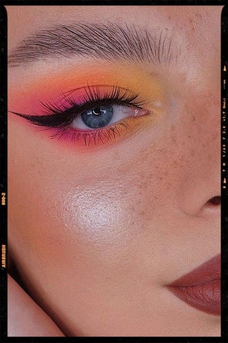 Picture Edited by AirBrush AppFilterColorULT-3Best Eye Makeup Looks For 2022PinkOrange Neon Eyeshadow Lookmakeup makeuplooks eyemakeup fashion inspiration pinkandorangeeyeshadow beauty photoeditor filter airbrush retouch airbrushfilter Festival Eye Makeup, Orange Eye Makeup, Applying Eyeshadow, Neon Eyeshadow, Pink Eyeshadow Look, Festival Makeup Glitter, Concert Makeup, Orange Makeup, Neon Makeup