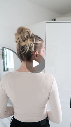 Lydia on Instagram: "High bun 💕 save for your next updo!   #hairstyle #hairreel #hairvideo #tutorial #messybun #updo #bun #everydayhair" High Bun For Thick Long Hair, Diy High Bun Updo, Cute Top Bun Hairstyles, Best Bun Hairstyles, High Bun Hairstyles For Long Hair, High Buns For Long Hair, Easy Up Do Hairstyles For Long Hair, High Bun For Wedding, How To Do Buns For Long Hair