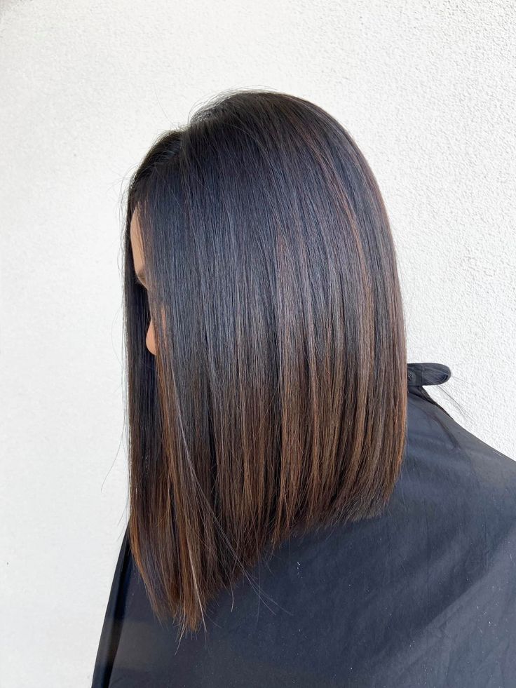 Long Bob Dark Brown Hair Straight, Balayage For Dark Brown Hair Short Straight, Straight Bob Balayage, Short Dark Brown Hair With Balayage, Smoothing Haircut, Brunette Long Bob Straight, Medium Length Brown Hair Straight, Short Hair Balayage Brunette Dark Brown, Ombre Bob Brunette