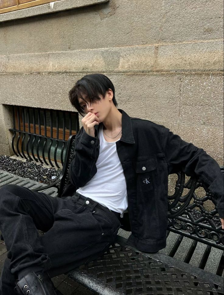 Man Ootd Casual Street Style, Korean Streetwear Fashion Women Summer, Street Poses Men, Korean Men Outfit, Korean Boy Aesthetic, Korean Male Fashion, Eboy Aesthetic Outfits Men, Fall Mens Outfits, Korean Outfits Men