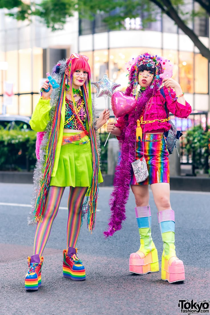 neon green jacket | Tokyo Fashion News Decora Fashion Outfits, Neon Green Jacket, Decora Kei Fashion, Vaporwave Clothing, Decora Harajuku, Harajuku Decora, Estilo Harajuku, Harajuku Fashion Street, Neon Outfits