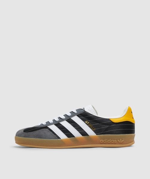 adidas Bermuda sneaker | GREEN | SEVENSTORE Adidas Bermuda, Affiliate Blogging, Adidas Gazelle, Good Vibes, Branding, Adidas, Collar, Sneakers, Green