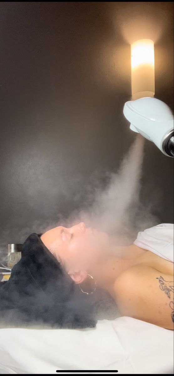 Spa facials are my favorite way of self care The Dallas Esthetician, Med Spa Content, Facial Care Aesthetic, Pink Esthetician Aesthetic, Esthetician Learning, Esthetician Aesthetic Vision Board, Facial Spa Aesthetic, Esthetician Art, Esthetician Ideas