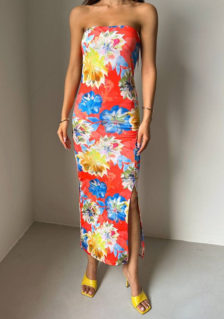 Jessenia Flora Long Dress ONE SIZE-Red Red Floral Print Bodycon Dress, Red Stretch Floral Print Dress, Red Bodycon Beach Dress, Red Bodycon Dress For The Beach, Red Stretch Dress For Spring, Red Floral Print Sheath Dress, Red Sheath Maxi Dress For Spring, Red Sheath Maxi Dress For Summer, Red Sheath Dress For Summer