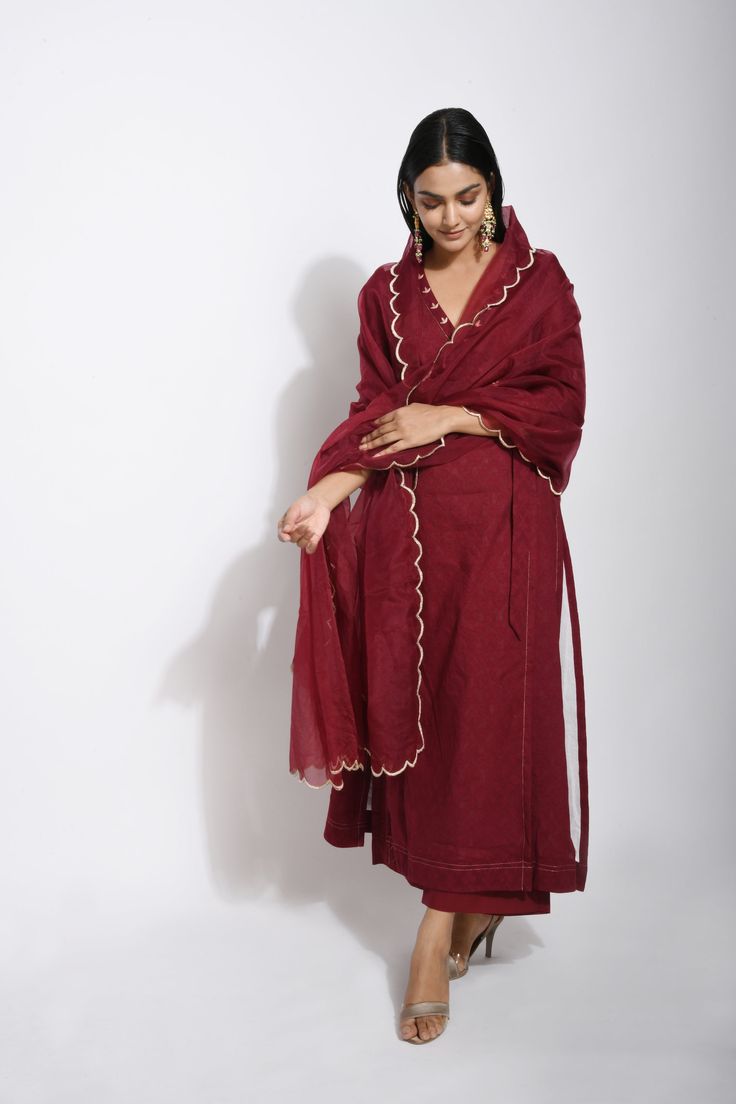 Size Chart Cotton Kurta Set With Dupatta, Plain Maroon Kurti Designs, Maroon Suit Women Indian, Maroon Suit For Women, Plain Suit With Printed Dupatta, Plain Suit Designs Indian, Plain Anarkali Suits, Red Kurta Set, Red Salwar Suit