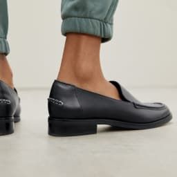 The Modern Loafer Black – Everlane Flat Heel Slip-ons With Stitched Sole For Work, Fitted Moccasins With Rubber Sole For Workwear, Leather Loafers With Cushioned Footbed For Work, Everyday Loafers With Textured Sole For Spring, Spring Loafers With Stitched Sole And Plain Toe, Everyday Spring Loafers With Textured Sole, Fitted Slip-on Moccasins For Workwear, Leather Moccasins With Cushioned Footbed For Work, Leather Workwear Moccasins With Cushioned Footbed