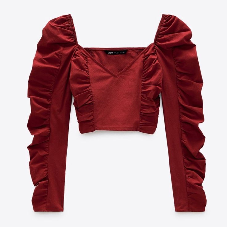 New With Tag Fitted Ruched Red Blouse, Fitted Ruched Zara Tops, Red Ruched Blouse For Spring, Spring Red Ruched Blouse, Longsleeve Croptop, Zara Knitwear, Ruched Crop Top, Tied T Shirt, Sequin Crop Top