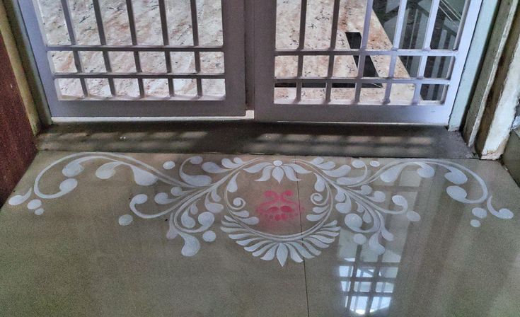 Used acrylic white paint to make this alpona for the entrance on the occasion of Kojagori Lokkhi Pujo Lokkhi Pujo Decoration, Border Alpona, Bengali Alpona, Jhoti Design, Paint Rangoli, Aesthetic House Decor, Kolka Design, Bedroom Built In Wardrobe, Very Easy Rangoli Designs