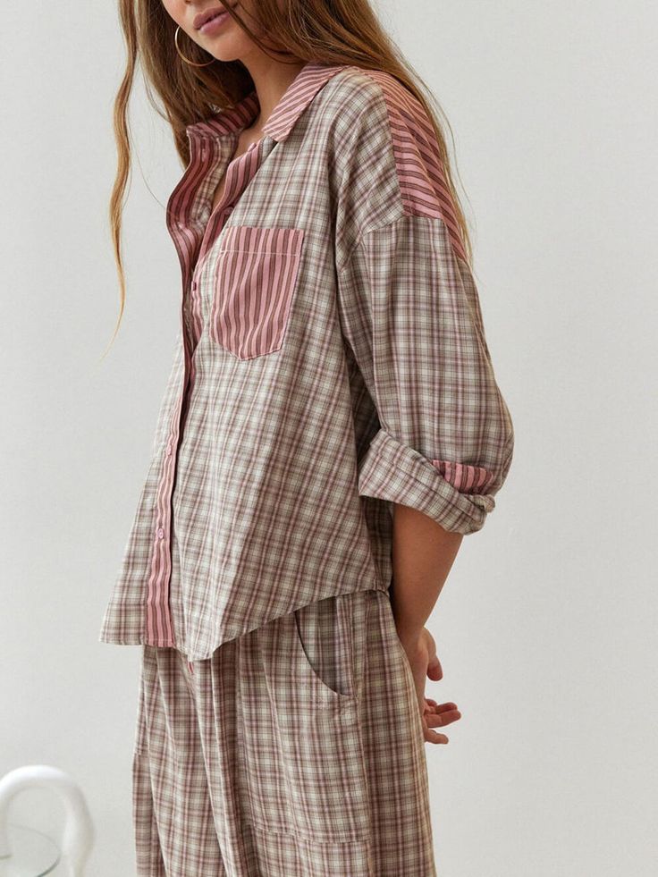 Pink Loose Splice Pajama Set – Likemychoice Top In Pizzo, String Pocket, Stylish Pajamas, Classic Pajamas, Striped Pyjamas, Turndown Collar, Vintage Plaid, Pyjama Set, Outfit Casual