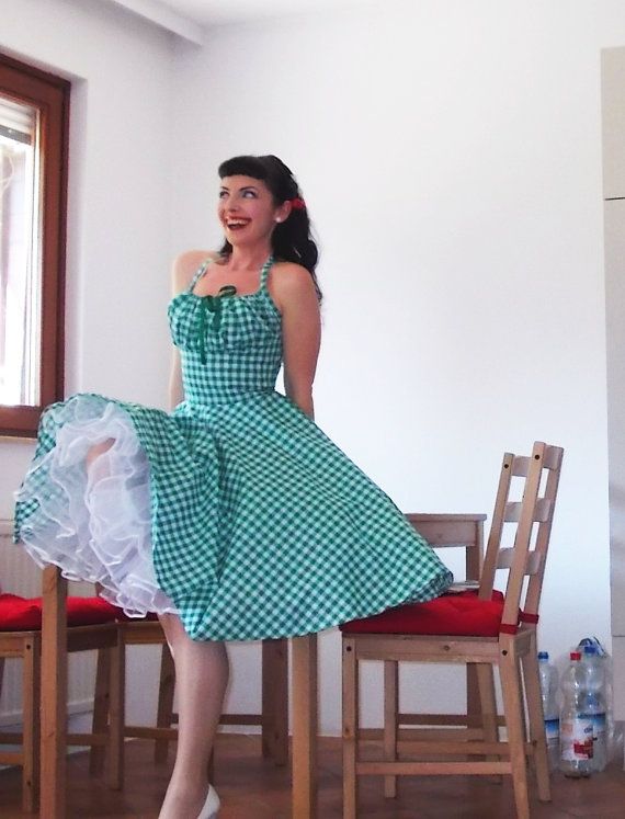 Pinup dress 'Lollipop dress in green and white gingham' full circle skirt gathered bust rockabilly dress, gingham dress 50s, very rockabilly 50s Pinup, Pinup Dress, Rockabilly Girl, Full Circle Skirt, Pin Up Dresses, Rockabilly Dress, Rockabilly Fashion, Full Circle Skirts, 50s Dresses