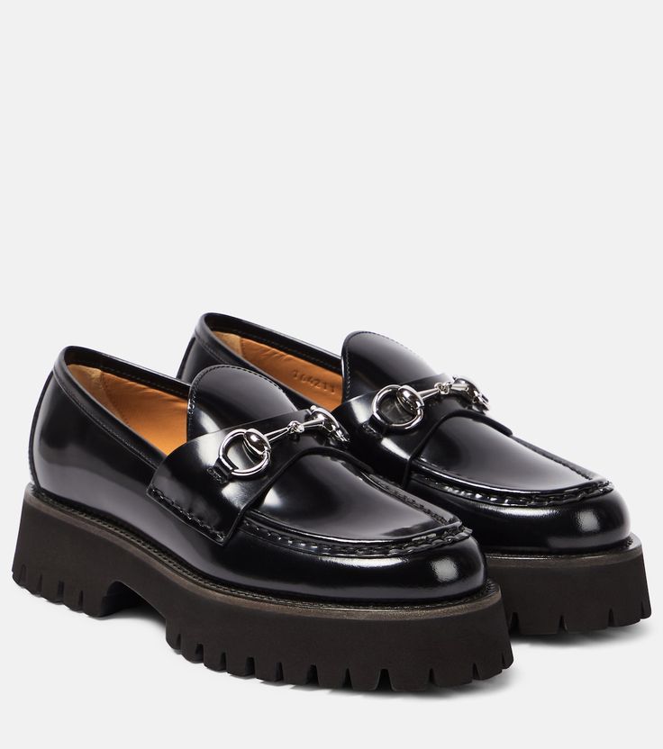 Horsebit Leather Loafers in Black - Gucci | Mytheresa Gucci Horsebit Loafer, Pointy Heels, Leather Boots Heels, Chunky Loafers, Gucci Horsebit, Black Leather Loafers, Loafers Style, Gucci Black, Gucci Shoes