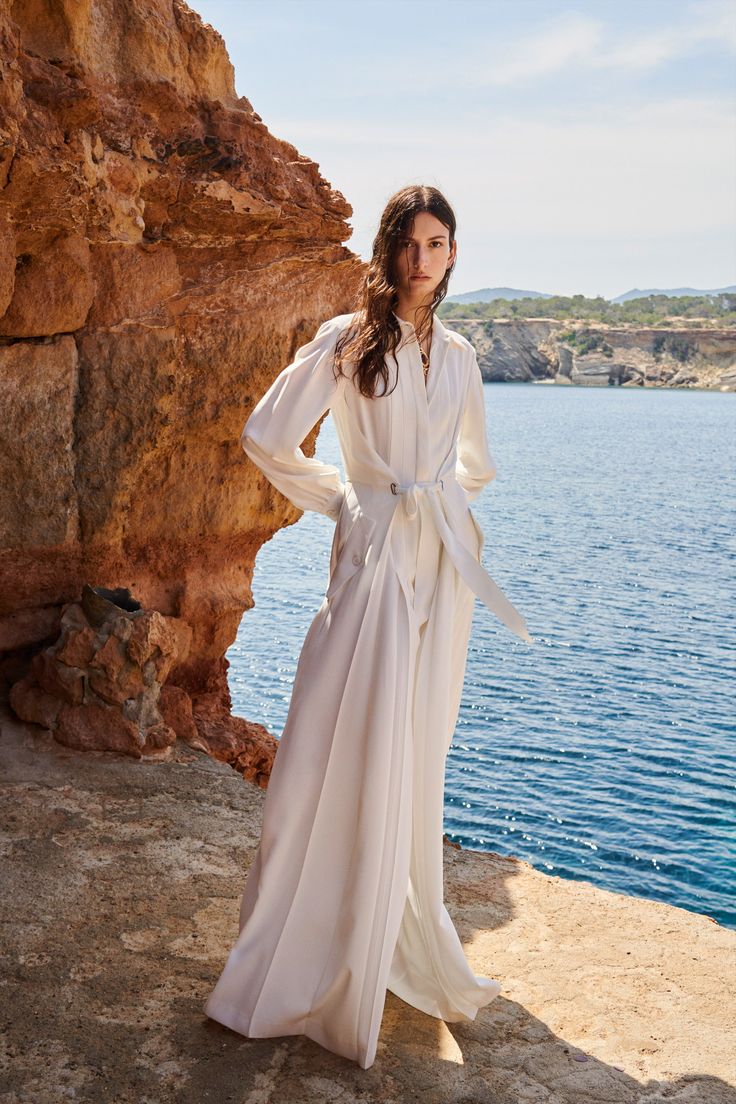 Ethereal Dresses, Resort 2023, Resort Fashion, Milan Fashion Weeks, Trend Forecasting, Alberta Ferretti, Flowy Dress, Wide Leg Jumpsuit, Primavera Estate