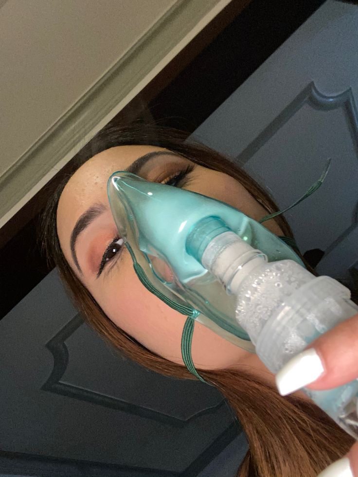 Oxygen Mask Aesthetic, Oxygen Mask Snapchat, Hospital Oxygen Mask, Nasal Cannula Aesthetic, Asthma Aesthetic, Nebulizer Asthma Aesthetic, Hospital Bad, Oxygen Mask, Hospital Photography