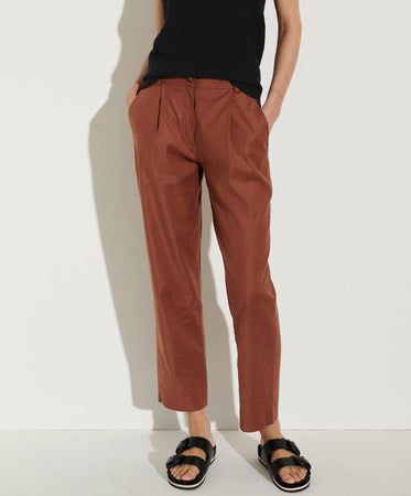 Slouchy Crop Trouser Tan Ginger, Ginger Women, Ribbed Shorts, Short Sleeve Pullover, Pants Design, Pleated Pants, Menswear Inspired, Cropped Trousers, Stretch Pants