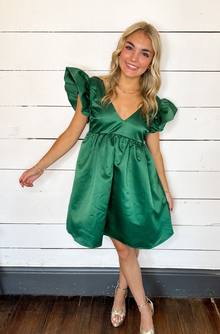 Add a pop of playful elegance to your wardrobe with our Evergreen Satin Poplin Bubble Sleeve Dress. This V-neck mini dress features statement bubble ruffle flutter sleeves, making it perfect for any occasion - especially the holidays! Bubble Sleeve Dress, Ruffle Sleeve Dress, Moisturizing Serum, Bubble Sleeve, Boutique Tops, Fall Collections, Flutter Sleeves, Mini Fashion, Dress Romper