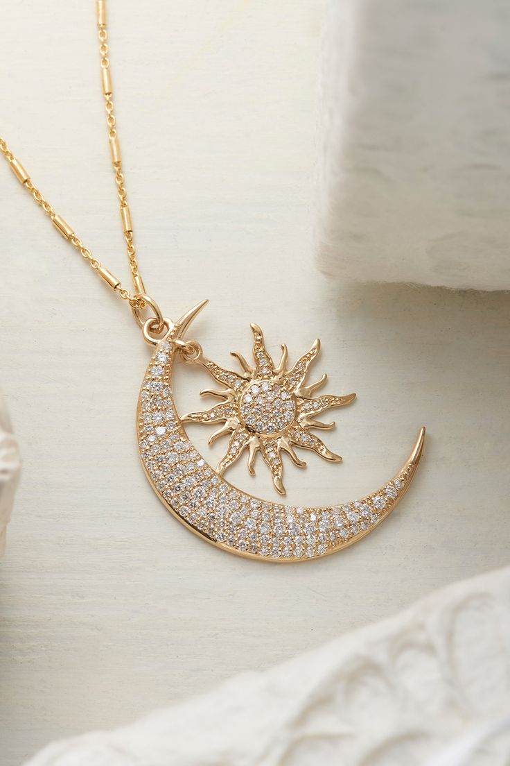 Sun And Moon Gold Pendant, Jewelry Photography Tutorial, Celestial Symbols, Sun And Moon Necklace, Pretty Jewelry Necklaces, Moon Bracelet, Sun Design, Sun Pendant, Symbol Necklace