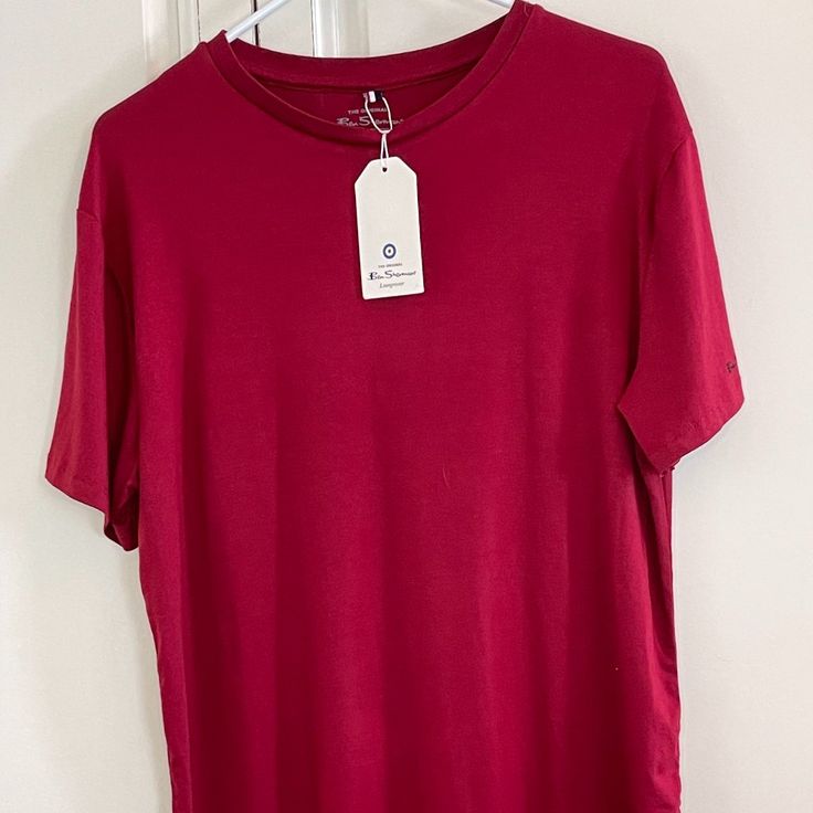 Ben Sherman Nwt Short Sleeve T-Shirt Casual Red T-shirt For Everyday, Red Relaxed Fit Tops For Everyday, Everyday Graphic Tee In Red, Red Graphic Tee For Everyday, Red Graphic Tee For Everyday Wear, Red Relaxed Fit T-shirt, Red Short Sleeve Top For Everyday, London Flag, Mens Tees Fashion