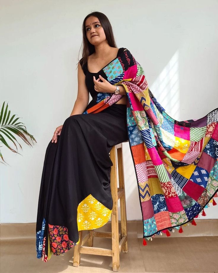 Introducing the अतरंगी Saree 🌈, a vibrant and sustainable piece of clothing that is custom-made for each order, ensuring that every saree is unique. Made from a patchwork of colorful fabric scraps, this saree is a perfect example of zero-waste design. Crafted from 100% cotton, it's comfortable to wear and eco-friendly 🌿. With its unique patchwork design and high-quality construction, this saree is a statement piece supporting sustainable fashion ♻️. Please note that each saree is custom-made, Customized Saree Designs, Cotton Saree Painting Ideas, Bathik Saree Designs, Patchwork Saree, Applique Saree, Embellished Lehenga, Unique Saree, Saree Black, Kurta Pants