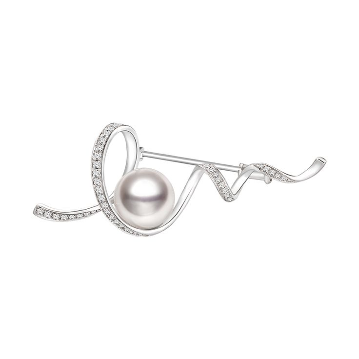 Material: 18K white gold, Akoya Pearl, and diamond Akoya saltwater cultured pearl Size of pearl: around 8.5-9.0 mm Overall Dimensions: about 45 mm Weight of Diamonds: 49 diamonds approx. 0.208 carats Handpicked of every pearl, only the top 1% of pearls are selected Handcrafted Lifetime warranty Elegant Jewelry Brooch, Elegant Round Brooches With Diamond Accents, Elegant Diamond Brooches For Anniversary, Elegant White Gold Brooches For Evening, Elegant White Gold Evening Brooches, Elegant Silver Diamond Brooch, Elegant Silver Platinum Brooches, Exquisite White Brooch For Formal Occasions, Elegant Silver Brooches For Formal Occasions