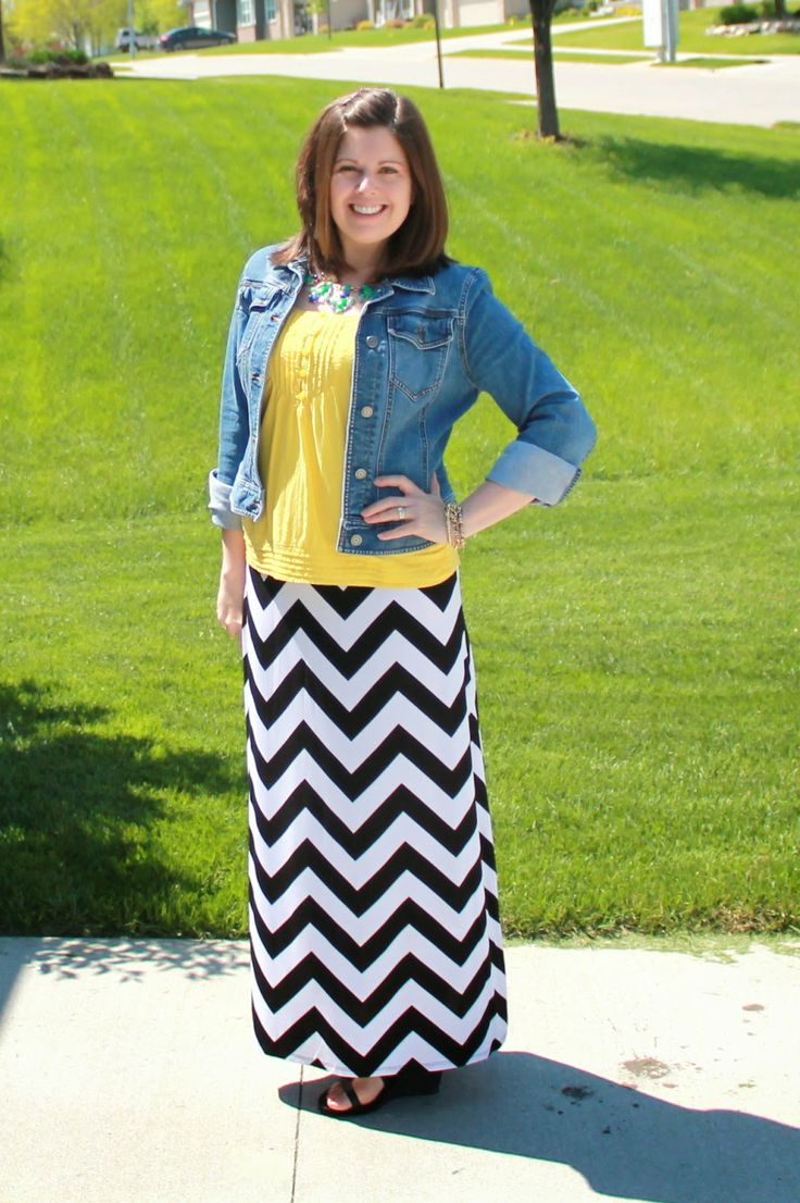 My New Favorite Outfit: Chevron to the Max Chevron Skirt Outfit, Cute Maxi Skirts, Chevron Maxi Skirts, Chevron Outfit, It Girl Fashion, Chevron Skirt, Maxi Skirt Style, Church Clothes, Apostolic Fashion