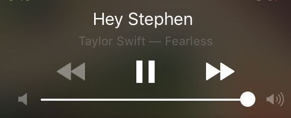 a close up of a button on a cell phone with the text hey stephen taylor swift fearless