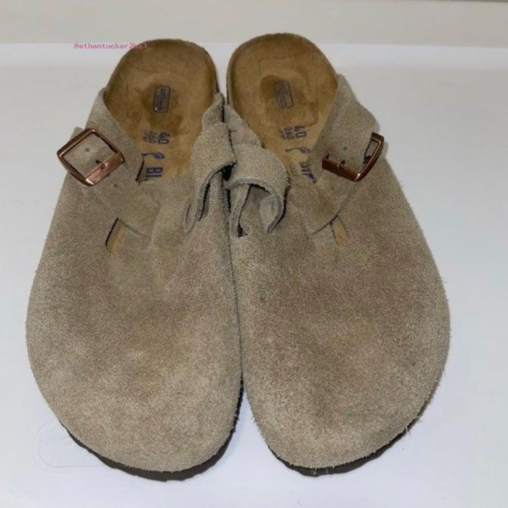 Experience Ultimate Comfort With These Birkenstock Boston Suede Leather Clogs Sandals Soft Footbed Narrow/ Medium Width - Your Feet Will Thank You Birkenstock Boston Suede, Birkenstock Boston Soft Footbed, Boston Soft Footbed, Shoes Birkenstock, Clog Sandals, Birkenstock Boston, Leather Clogs, Birkenstock Shoes, Suede Leather