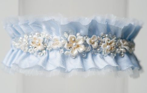 Wedding Garters Ideas, Blue Dress With Pearls, Bridal Garters Diy, Lightstick Decoration, Pale Blue Dress, Pale Blue Wedding, Dress With Pearls, Garter Lace, Wedding Garter Blue