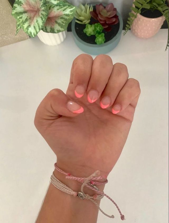 Back To School Nails French Tip, Round Acrylic Nails Summer, Preppy Nails Simple, French Tips Summer Nails, Easy Gel X Nails, Hoco Nails Short, French Tip Nails With Color, French Nails Colorful, French Tip Color Nails