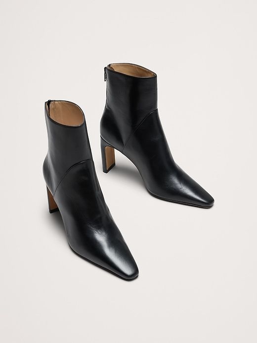 Italian Leather High-Heel Ankle Boot | Banana Republic