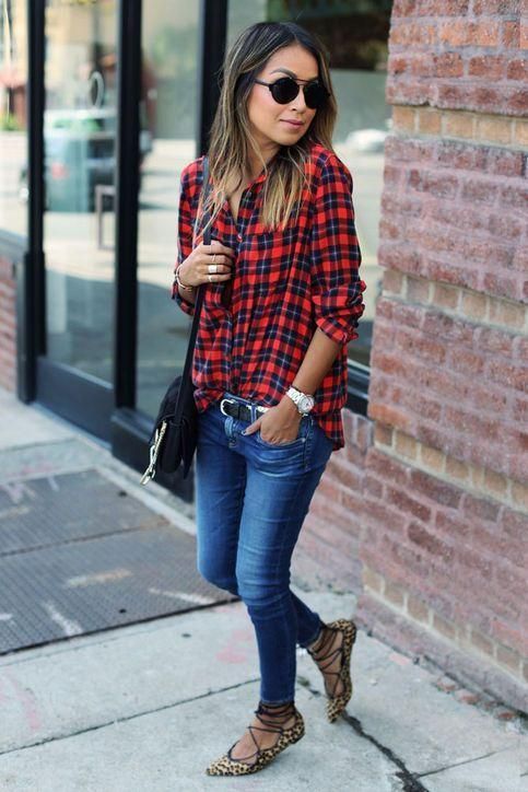 Make your classic plaid shirt feel fresh again - click for ways to wear flannel (inspired by our favorite bloggers and street style stars). Thanksgiving Baby Outfit Boy, Thanksgiving Outfit Women Casual, Fashion Guys, Thanksgiving Baby Outfits, Plaid Shirt Outfits, Thanksgiving Outfit Women, Shirt Dress Outfit, Flannel Outfits, Plaid Shirts