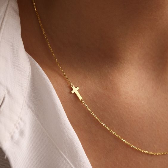 ❤️Perfect Gift for loved ones. ❤️Sideway Cross Necklace ❤️Your purchase will arrive in a gift box ❤️ All our jewelry is handmade with Love and Care in our workshop  DETAILS Material: High-Quality Solid 925 Sterling Silver and 14K Solid Gold Finish: Silver Plated, Rose Plated, Gold Plated, 14K Solid Gold and Solid White Gold  PROCESSING & SHIPPING All items purchased will be shipped within 2-7 business days. You can upgrade your shipping to Express during check out if you want it faster 🚀Standar Side Cross Necklace, Hypoallergenic Cross-shaped Jewelry For Gift, Hypoallergenic Cross-shaped Jewelry Gift, Hypoallergenic Cross Jewelry Gift, Dainty Cross Jewelry For Mother's Day, Adjustable Cross Pendant Necklace For Gift, Personalized Cross Pendant Necklaces For Gifts, Personalized Cross Pendant Jewelry Gift, Personalized Cross Pendant Jewelry For Gifts