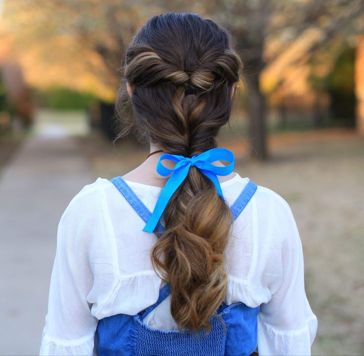 Disney Hairstyles, Summer Ponytail, Girls School Hairstyles, Disney Princess Hairstyles, Teenage Hairstyles, Belle Hairstyle, Disney Hair, Easy Hairstyles For Medium Hair