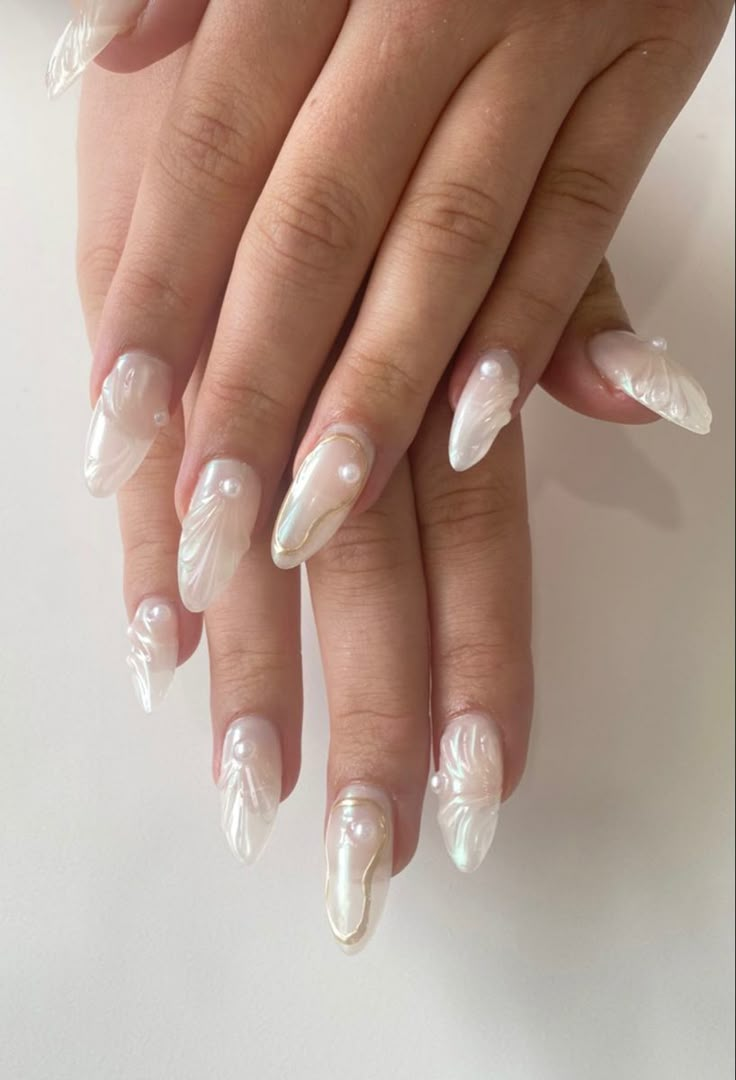 Goddess Nails, Seashell Nails, Angel Nails, Nails Holiday, Mermaid Nails, Pearl Nails, Soft Nails, Bridal Nails, Elegant Nails