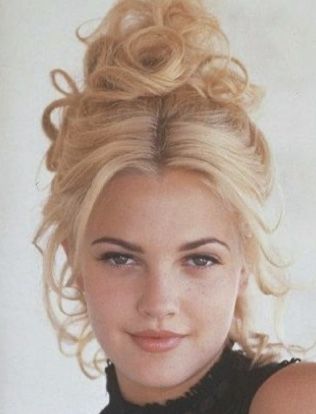 90s Hairstyles, Drew Barrymore, Hair Reference, Dream Hair, Aesthetic Hair, Prom Hair, Pretty Hairstyles, Paloma, Marilyn Monroe