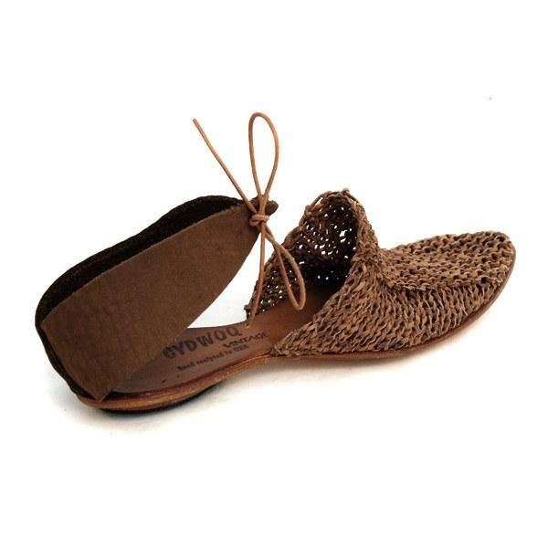 North Brown Leather Flats With Footbed For Summer, Summer Brown Flats With Woven Sole, Brown Leather Sole Flats For Beach, Brown Flats With Leather Sole For Beach, Balenciaga Shoes Women, Spectator Shoes, Cydwoq Shoes, Giuseppe Zanotti Heels, Vintage Sandals